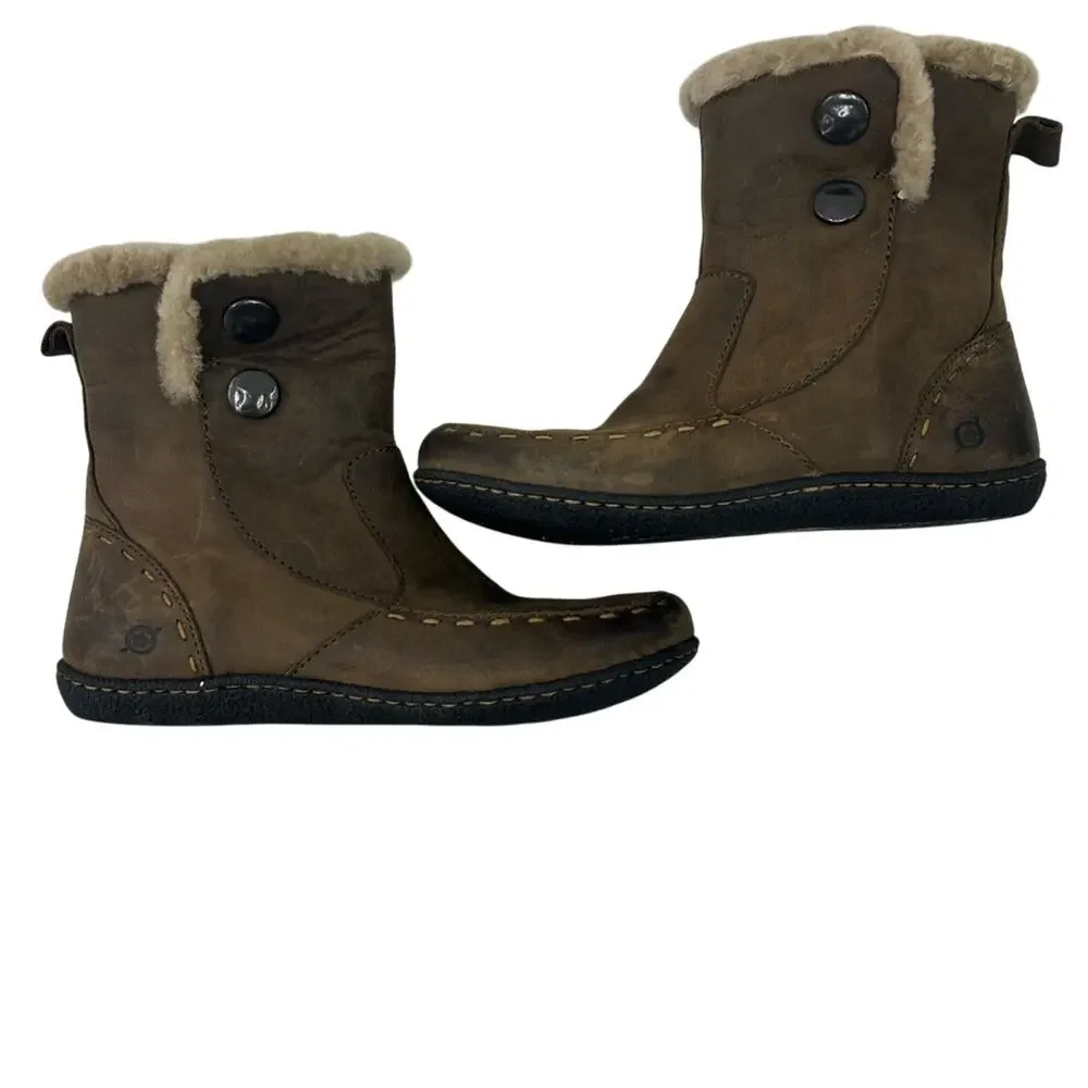 Born Crown Women’s Brown Leather and Sherpa Boots